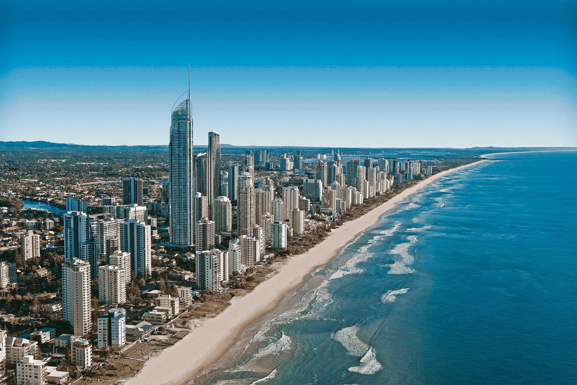 Vista aérea de Surfers Paradise, na Gold Coast, onde fica o nosso escritório